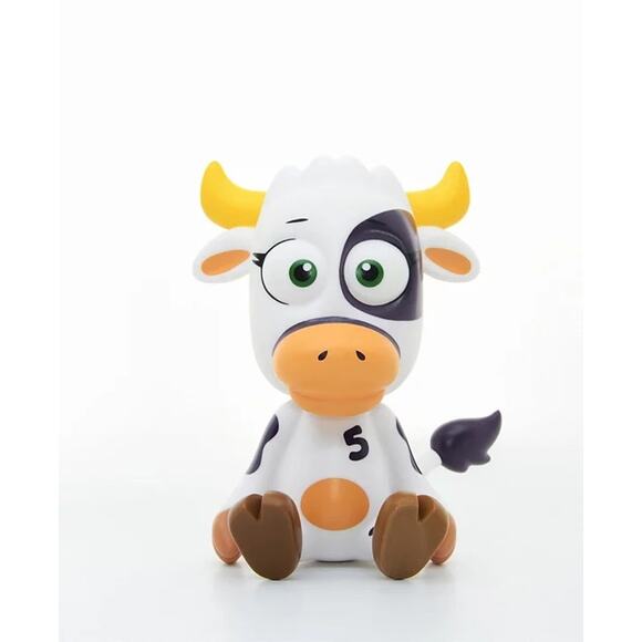 VeeFriends Collectible 6" Vinyl Common Sense Cow Figurine - Picture 1 of 2